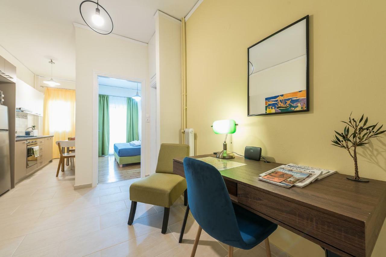 Stylish Kerameikos Apartment By Cloudkeys Athena Bagian luar foto
